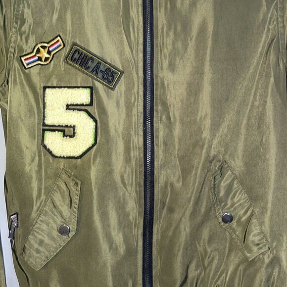 Cool green jacket  - Picture 3 of 12